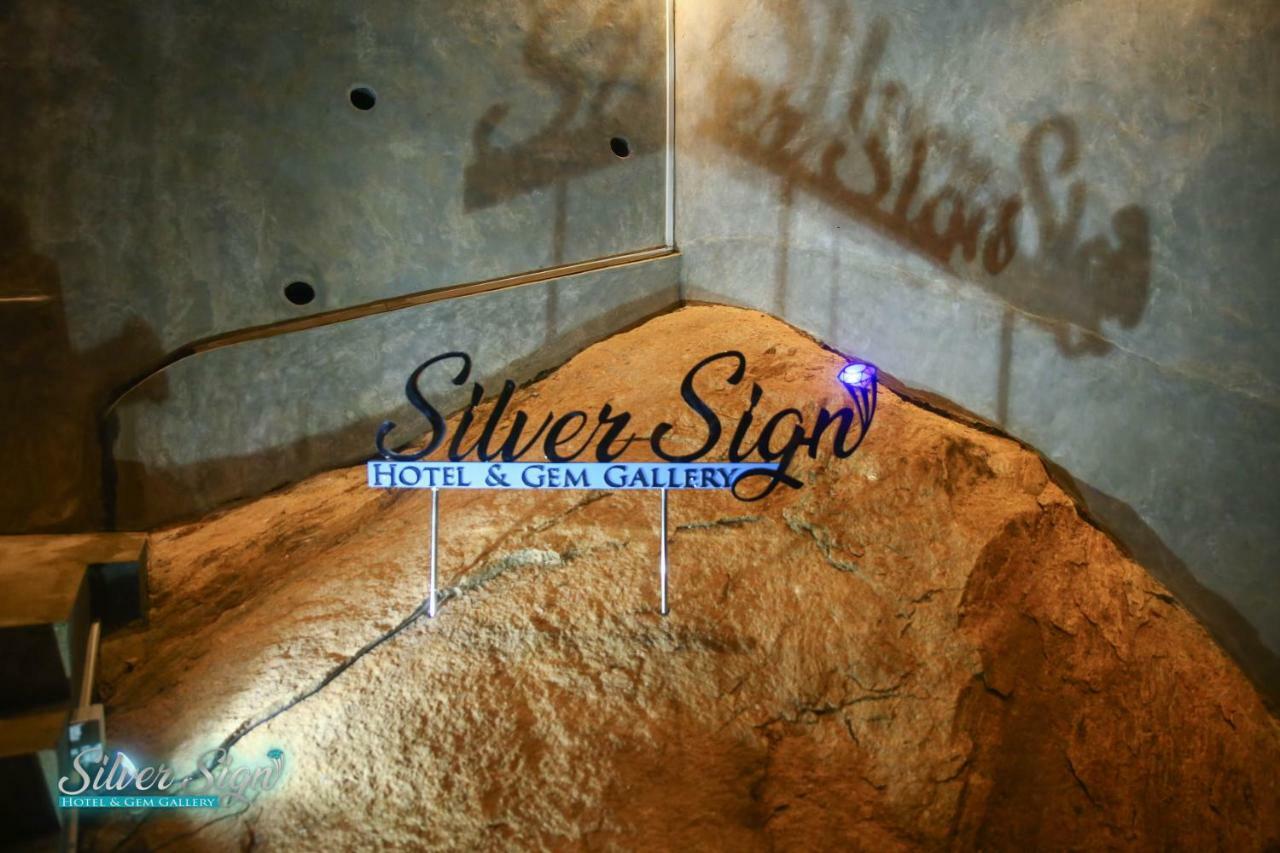 Silver Sign Hotel Katugastota ภายนอก รูปภาพ